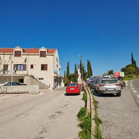 Insula Apartamento *