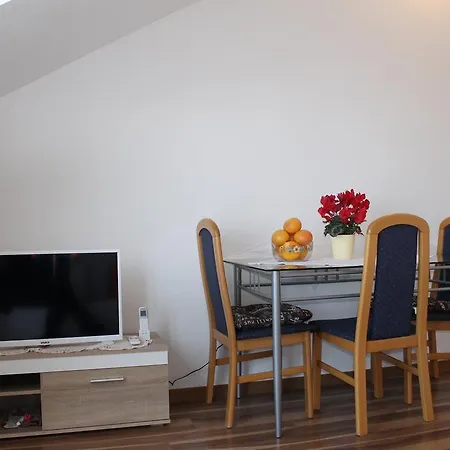 Insula 아파트 챠브타트